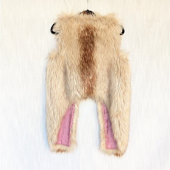 Marika Star Fur Open Front Sleeveless Short Vest - Picture 2 of 7